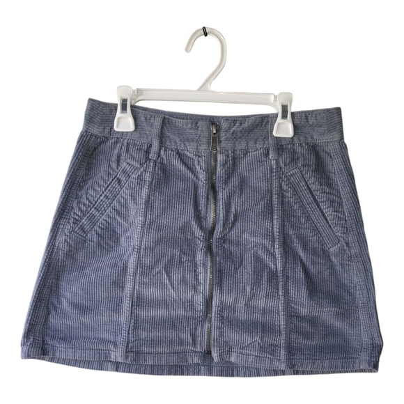 American Eagle Outfitters Dresses & Skirts - 💕American Eagle High Rise A-line Corduroy Mini Skirt Size 4‎